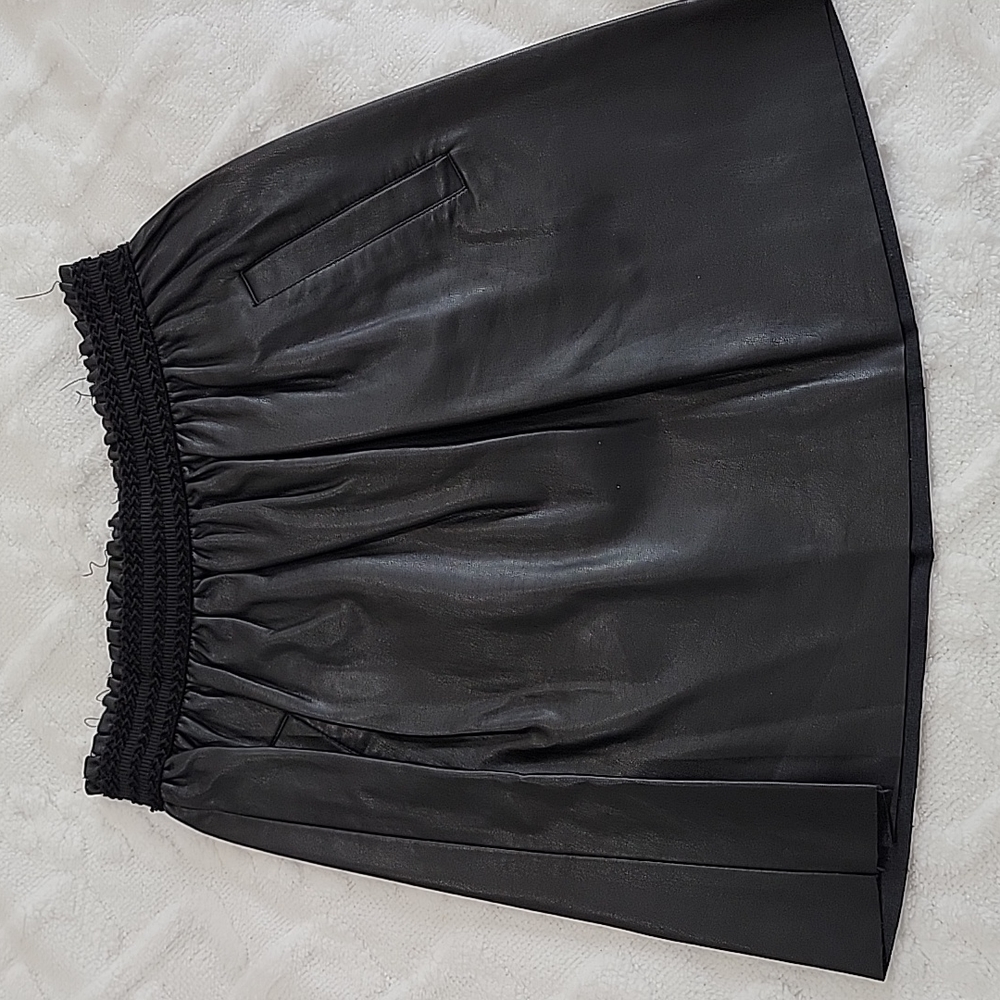 Zara Faux Leather Mini Skirt w/ Pockets